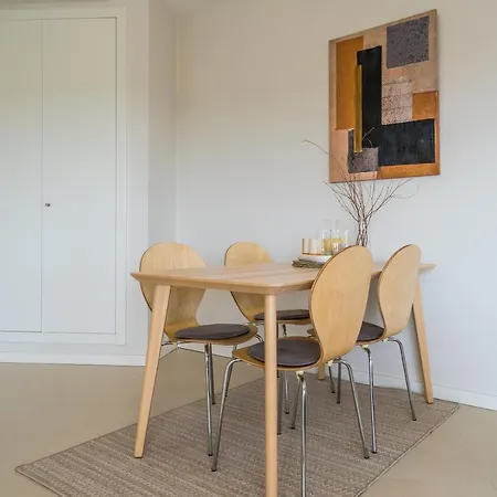 T2 In With Rooftop Terrace & Pool Apartment Alvor