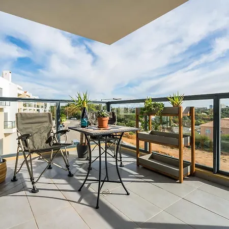 Apartment T2 In With Rooftop Terrace & Pool